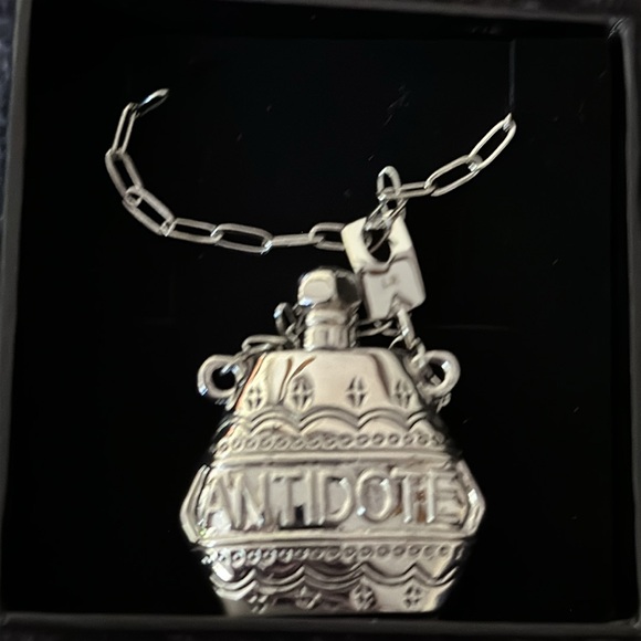 Rhodium plated Antidote and Poison necklaces from Little Rooms. Retired pieces. - Picture 2 of 3